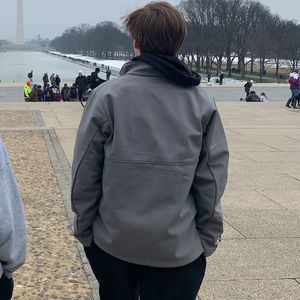 Meet your Posher, Carson